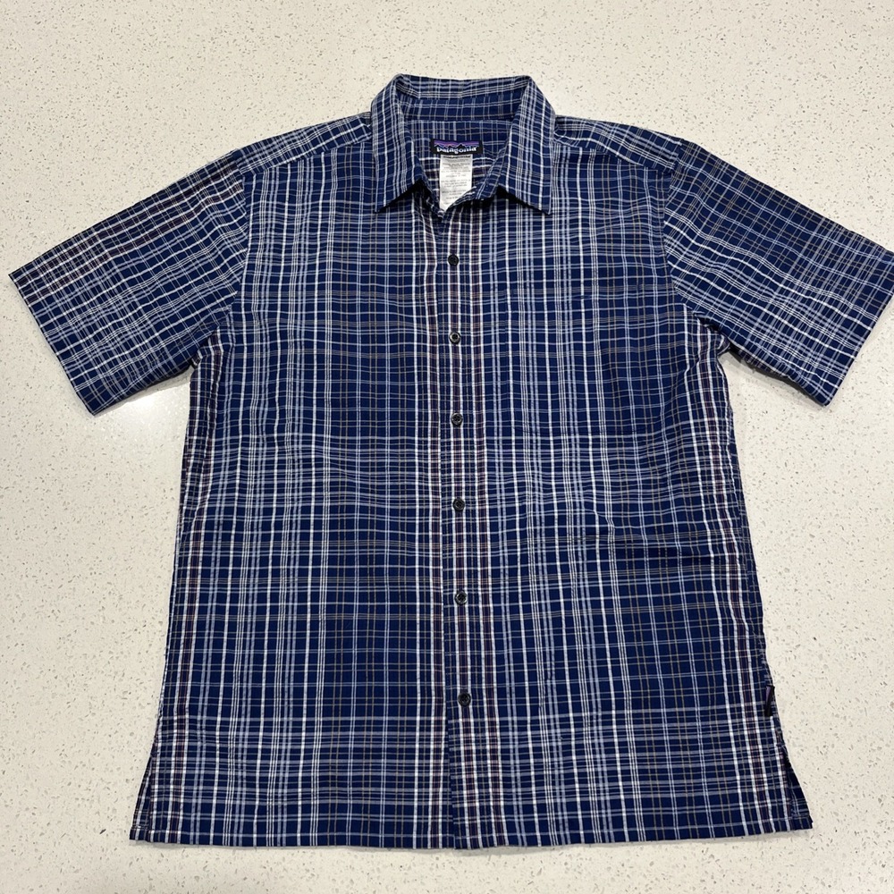 Patagonia Men's Short Sleeve Blue Organic Cotton Button Up SZ M Plaid